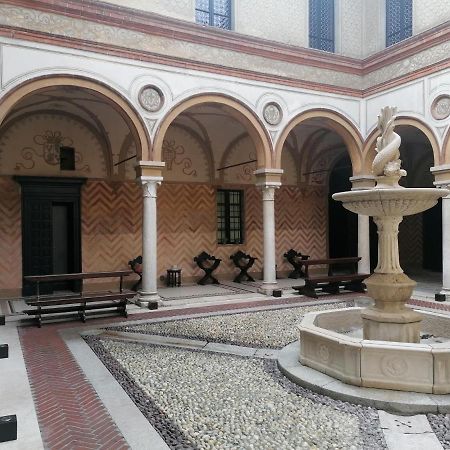 Foresteria Palazzo Guazzoni Zaccaria Cremona Exterior foto