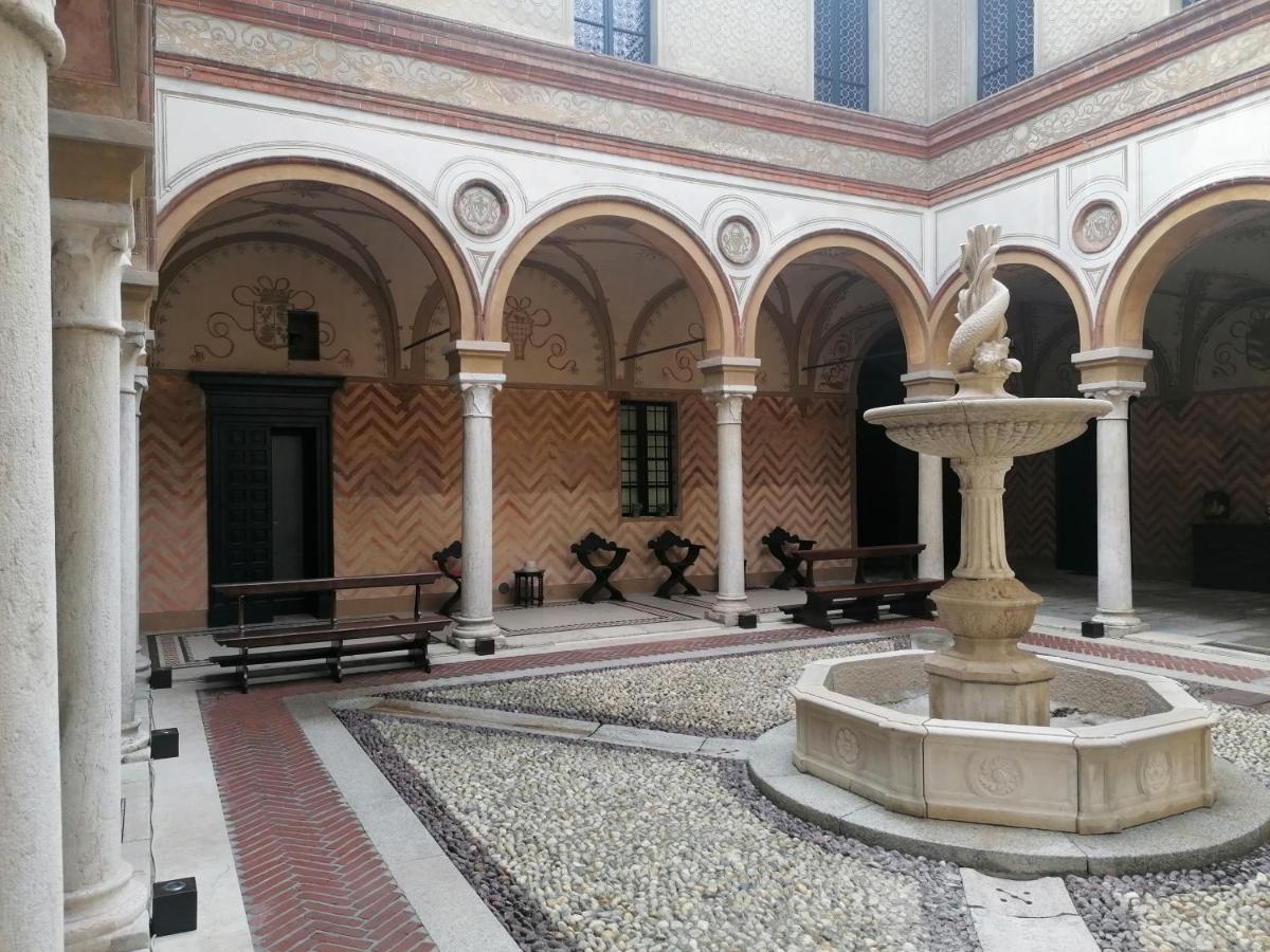 Foresteria Palazzo Guazzoni Zaccaria Cremona Exterior foto