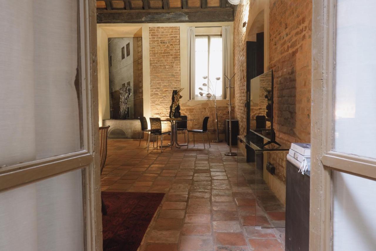 Foresteria Palazzo Guazzoni Zaccaria Cremona Exterior foto