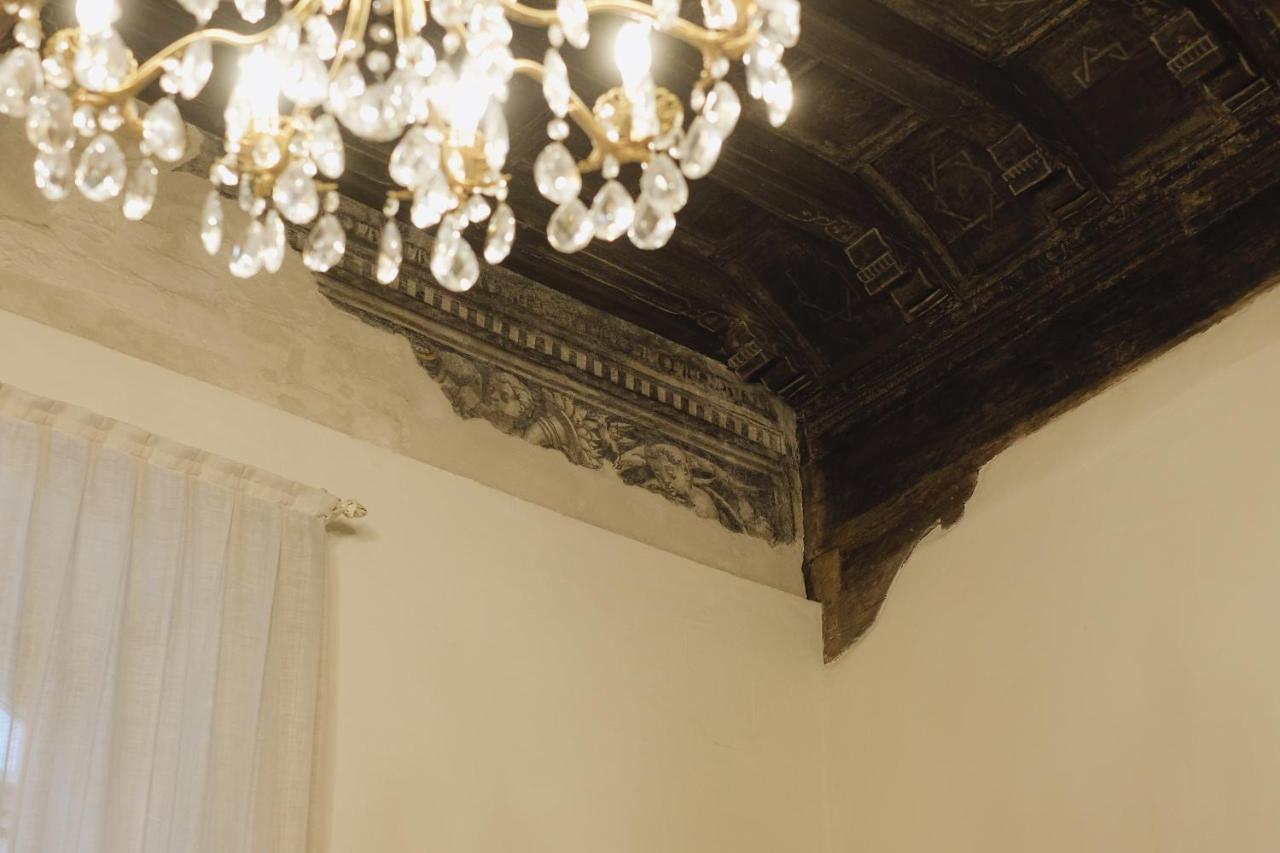 Foresteria Palazzo Guazzoni Zaccaria Cremona Exterior foto